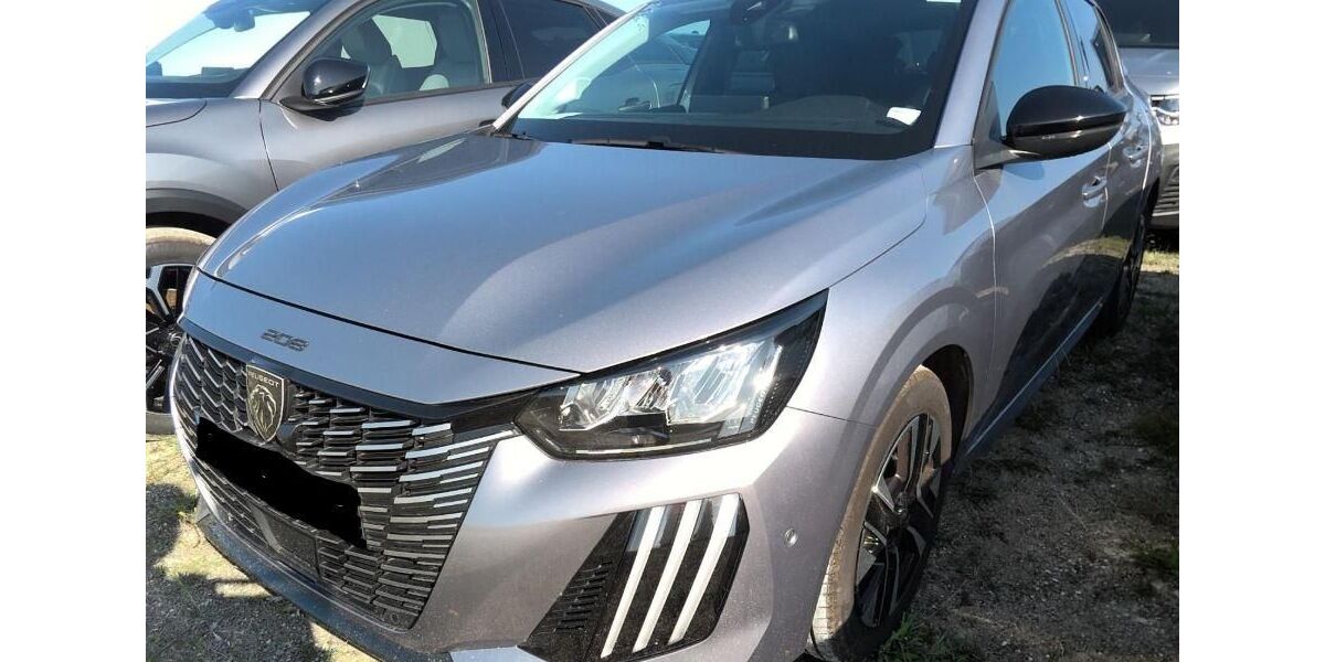 Peugeot 208 12.934 km 15.280 &euro; Rüsselsheim 65428