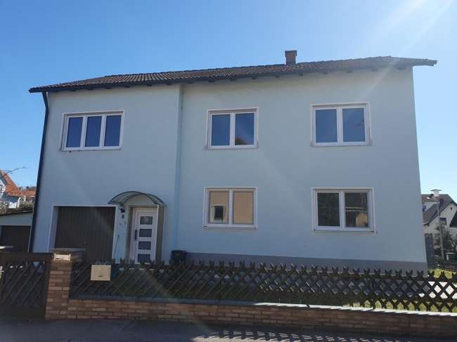 Haus zum Kaufen in Burglengenfeld 329.000 € 159 m²