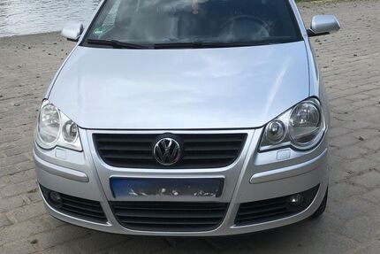 VW Polo 87.600 km 3.850 &euro; Au am Rhein 76474