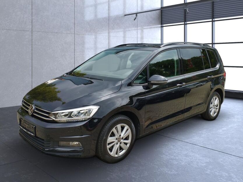 VW Touran 30.900 km 32.990 € Regensburg 93053