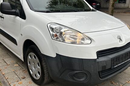 Peugeot Partner 140.507 km 6.800 &euro; München 81825