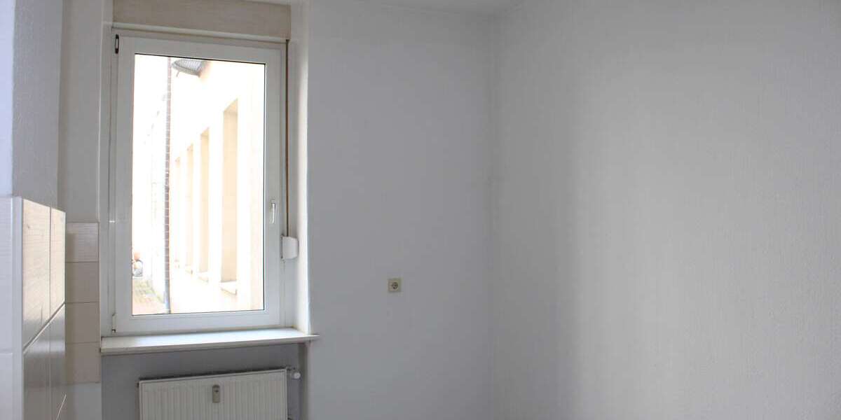 3 Zimmer-Wohnung mit separatem Eingang und Terrasse *ab sofort verfügbar* 3 zimmer