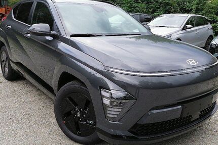 Hyundai KONA Elektro 2.314 km 34.359 &euro; Traunstein 83278