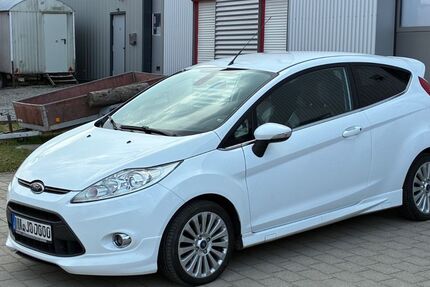 Ford Fiesta 233.700 km 2.050 &euro; Wüstenrot 71543