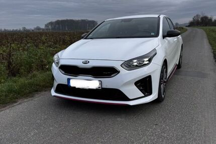 Kia pro ceed / ProCeed 73.000 km 20.000 &euro; Lippetal 59510