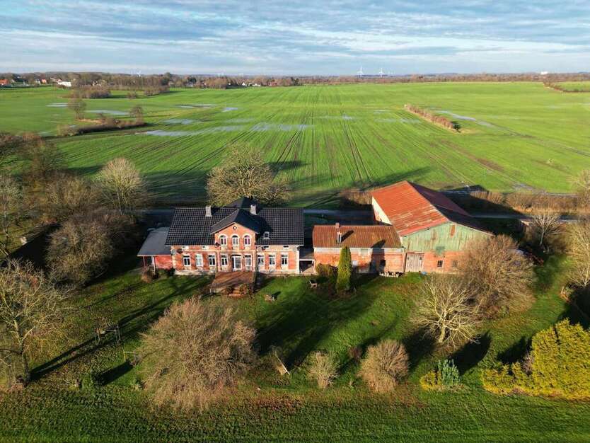 Haus zum Kaufen in Steinfeld 1.100.000 € 380 m²