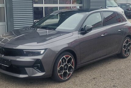 Opel Astra 1.5DGS Line Klimaautomatik Automatik 64.000 km 21.998 &euro; Landau 76829