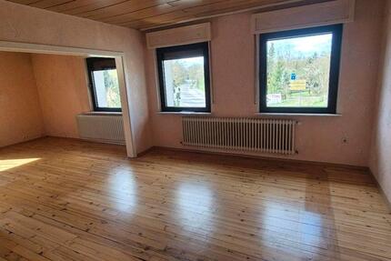 Wohnung Heusweiler - 5 Zimmer, 130 m&sup2;, 850&euro; | Angebot:26322113