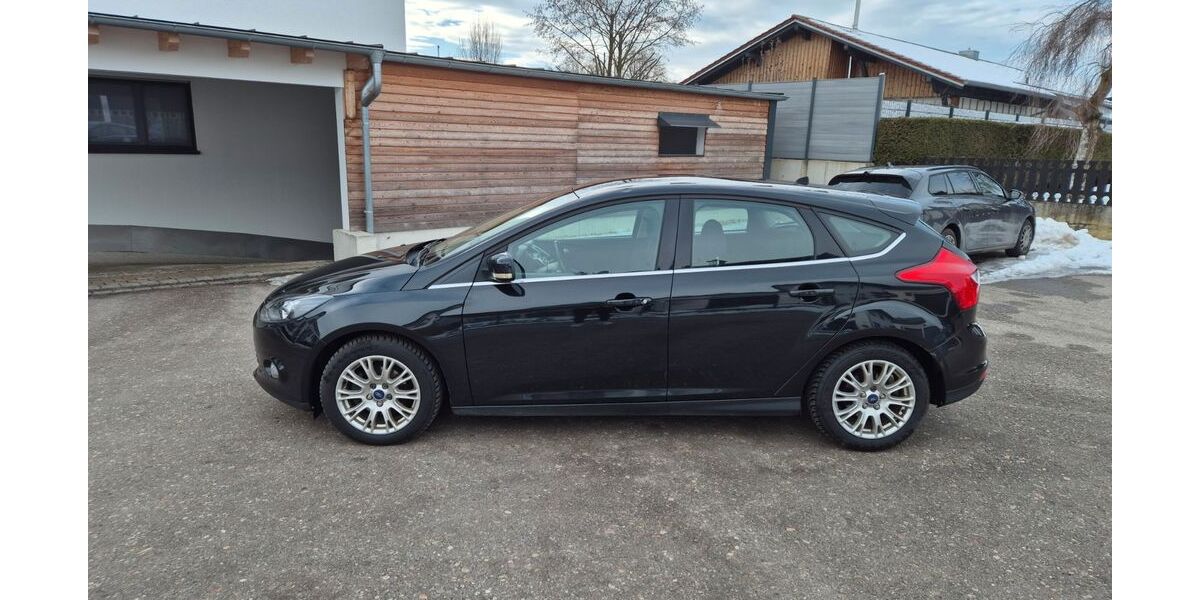 Ford Focus 223.000 km 3.999 &euro; Massing 84323