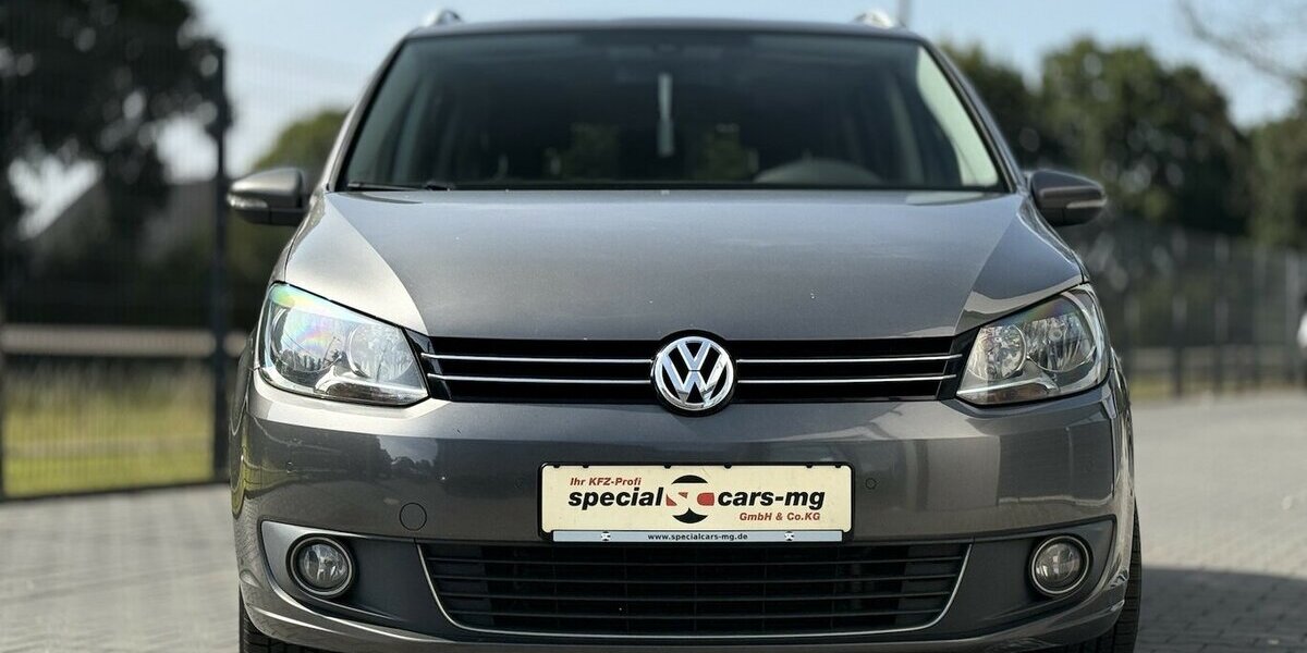 VW Touran Highline / Navi / 7 Sitze / Klima / AHK 255.000 km 7.190 &euro; Mönchengladbach 41066