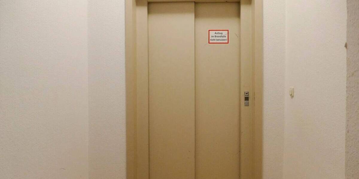 Etagenwohnung Greiz - 2 Zimmer, 36 m&sup2;, 31.000&euro; | Angebot:19292104