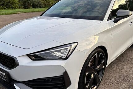 Cupra Leon 41.500 km 35.490 &euro; Siegen 57072