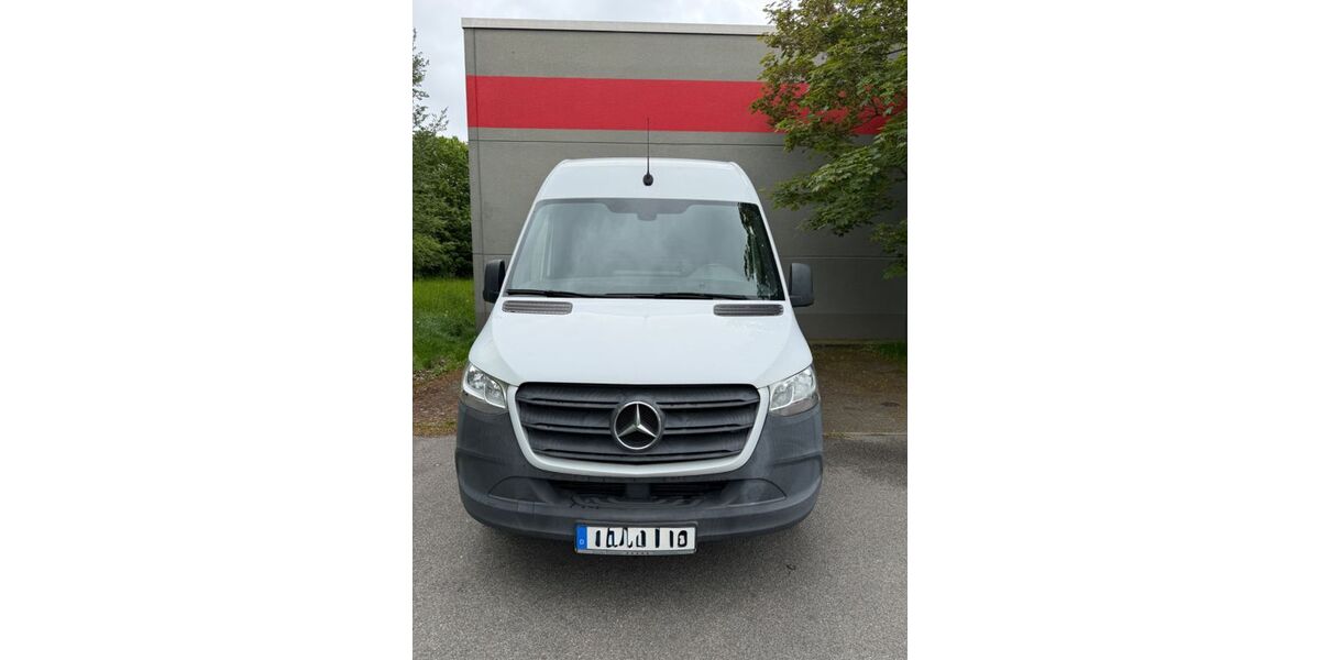 Mercedes-Benz Sprinter 104.500 km 29.300 &euro; Güstrow 18273