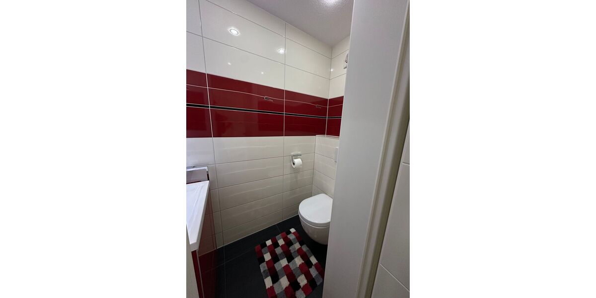 3-Zi-Wohnung mit Traumblick und LageTeilmöbliertGarageAufzug - von privat zu verkaufen! - Appartement Pforzheim Nordstadt | Angebot:26972518