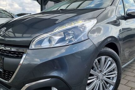Peugeot 208 90.930 km 8.980 &euro; Nalbach 66809