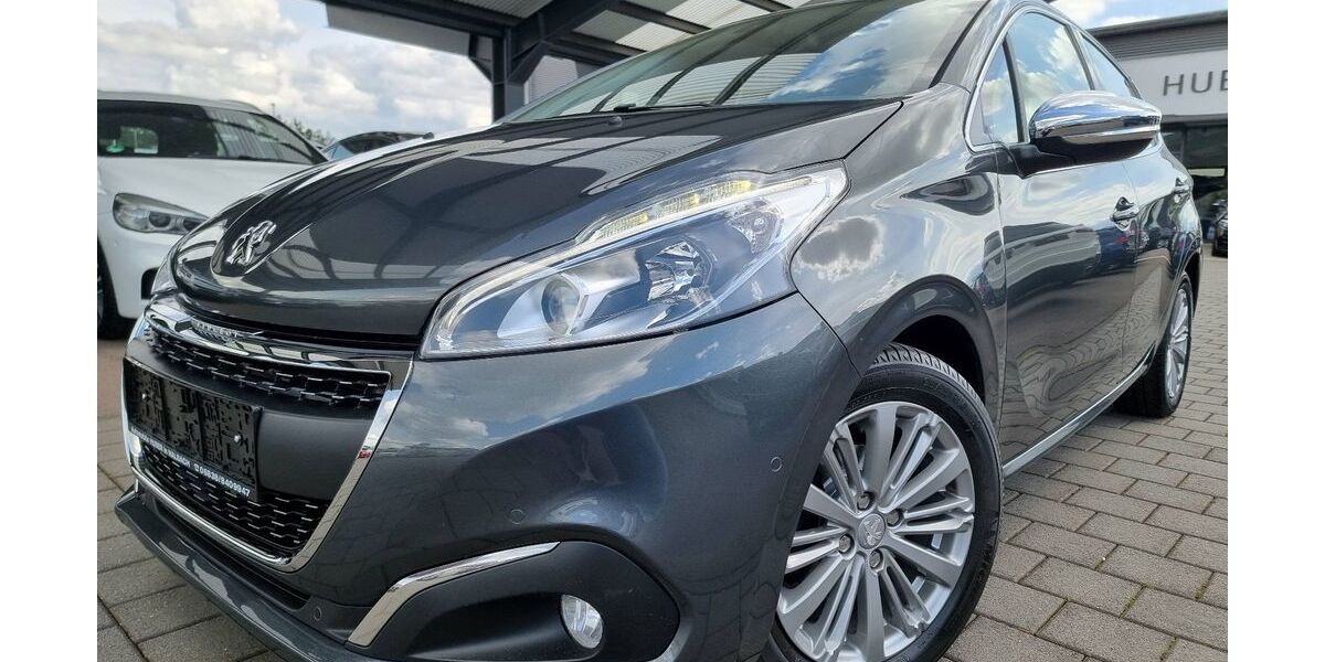 Peugeot 208 90.930 km 8.980 &euro; Nalbach 66809