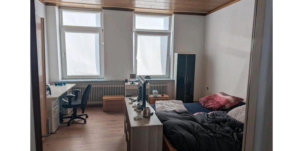 Etagenwohnung Wilhelmshaven Fedderwardergroden - 5 Zimmer, 160 m&sup2;, 950&euro; | Angebot:25934286