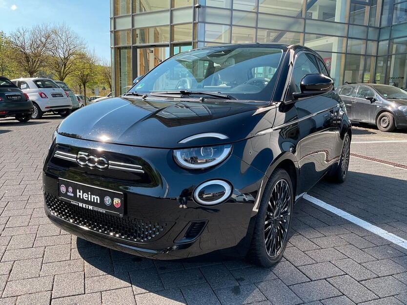 Fiat 500e 16.946 km 21.900 € Tübingen 72072