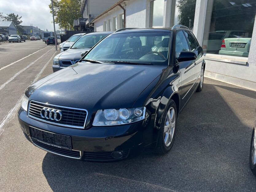 Audi A4 289.000 km 2.999 € Ulm 89073