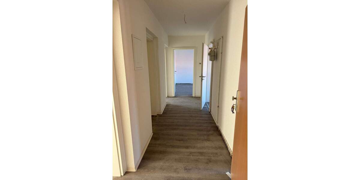 Etagenwohnung Zeitz - 4 Zimmer, 73 m&sup2;, 450&euro; | Angebot:26763345