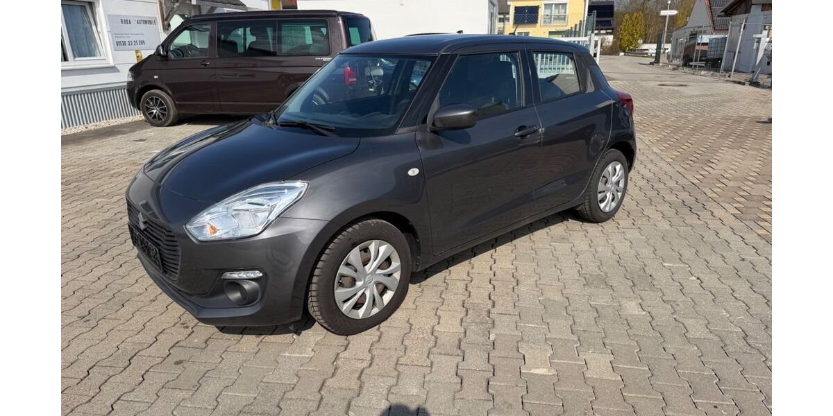 Suzuki Swift 106.250 km 9.899 &euro; Maxhütte -Haidhof 93142