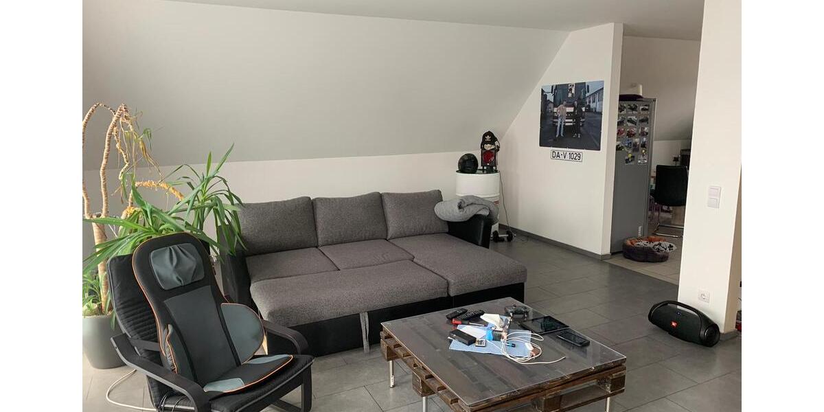 Etagenwohnung Riedstadt - 3 Zimmer, 85 m&sup2;, 1.100&euro; | Angebot:26547074