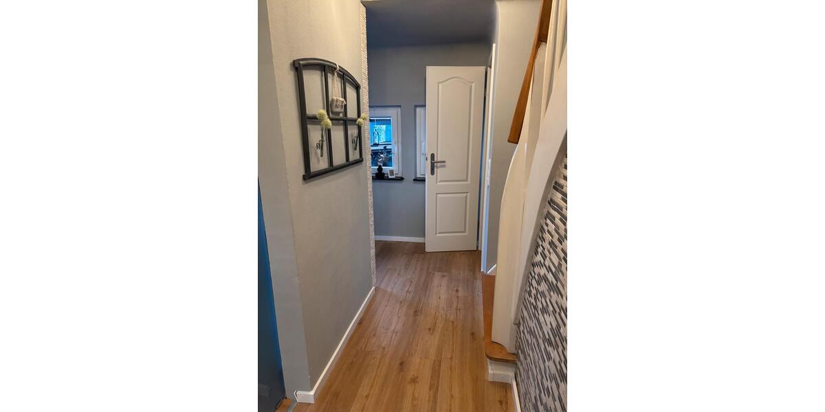 Einfamilienhaus Friedeburg - 5 Zimmer, 135 m&sup2;, 299.000&euro; | Angebot:26238071