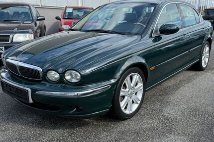 Jaguar X-Type 222.800 km 1.500 € Rüsselsheim 65428