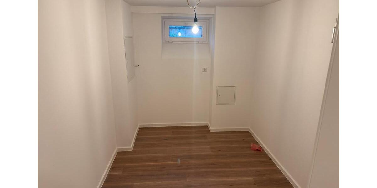 4 Zimmer Wohnung EG Soutteran Mit Garten auch Als WG oder Monteur 4 zimmer