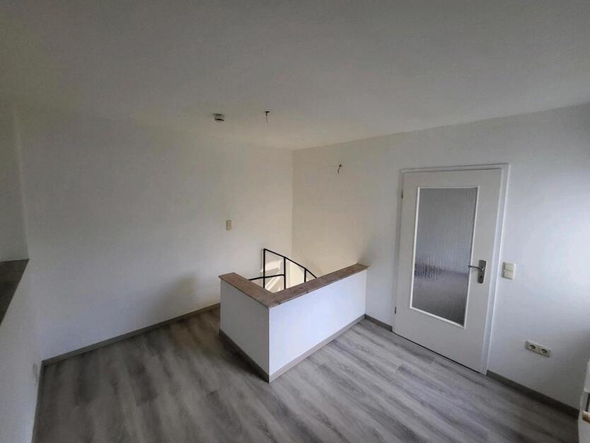 2,5 Zimmer Maisonette Wohnung 450€ Gesamtmiete