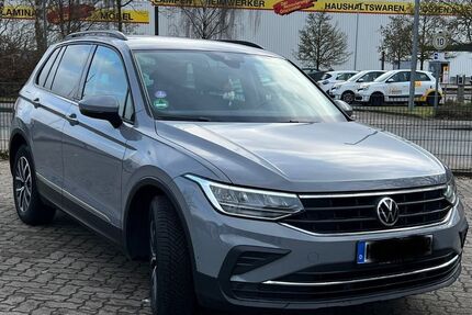 VW Tiguan 76.000 km 26.000 &euro; Hamburg 21077