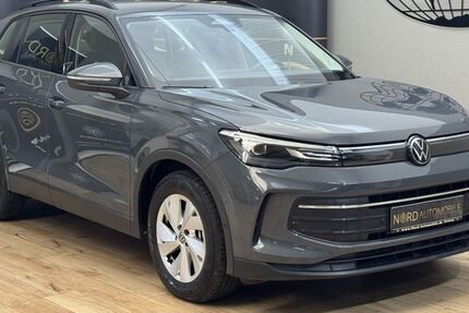 VW Tiguan 12.950 km 33.900 &euro; Rastede/ Wahnbek 26180