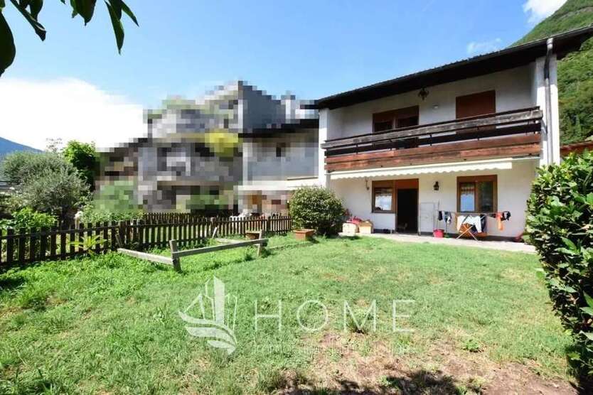 Haus zum Kaufen in Burgstall 560.000 € 178 m²