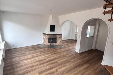 Wohnung Stolberg (Rhld.) Gressenich - 3 Zimmer, 83 m&sup2;, 198.000&euro; | Angebot:26691730