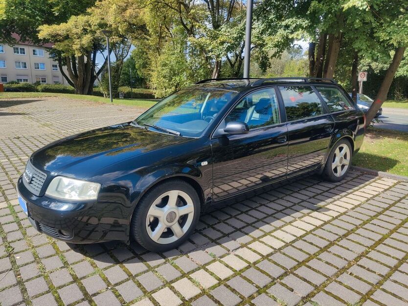 Audi A6 388.549 km 1.450 € Dortmund 44149