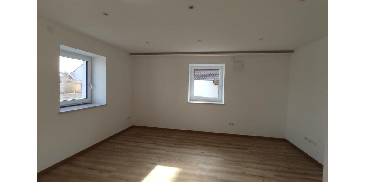 Einfamilienhaus Blindheim - 6 Zimmer, 105 m&sup2;, 1.500&euro; | Angebot:25175102