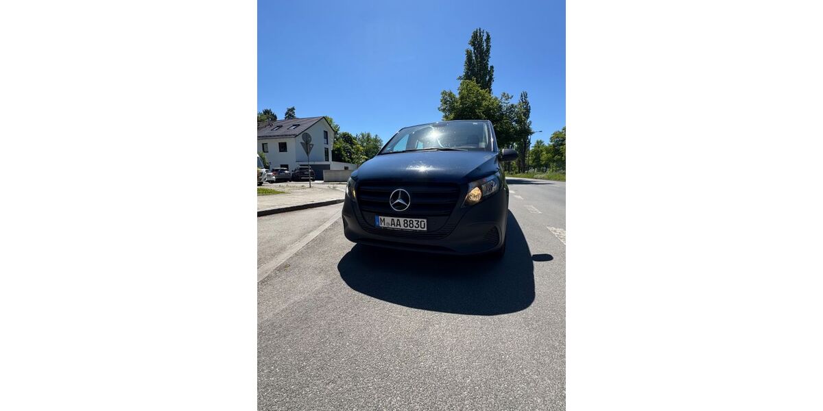 Mercedes-Benz Vito 206.800 km 22.999 &euro; Munchen 81739