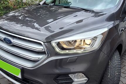 Ford Kuga 95.700 km 17.600 &euro; Neustadt 67435