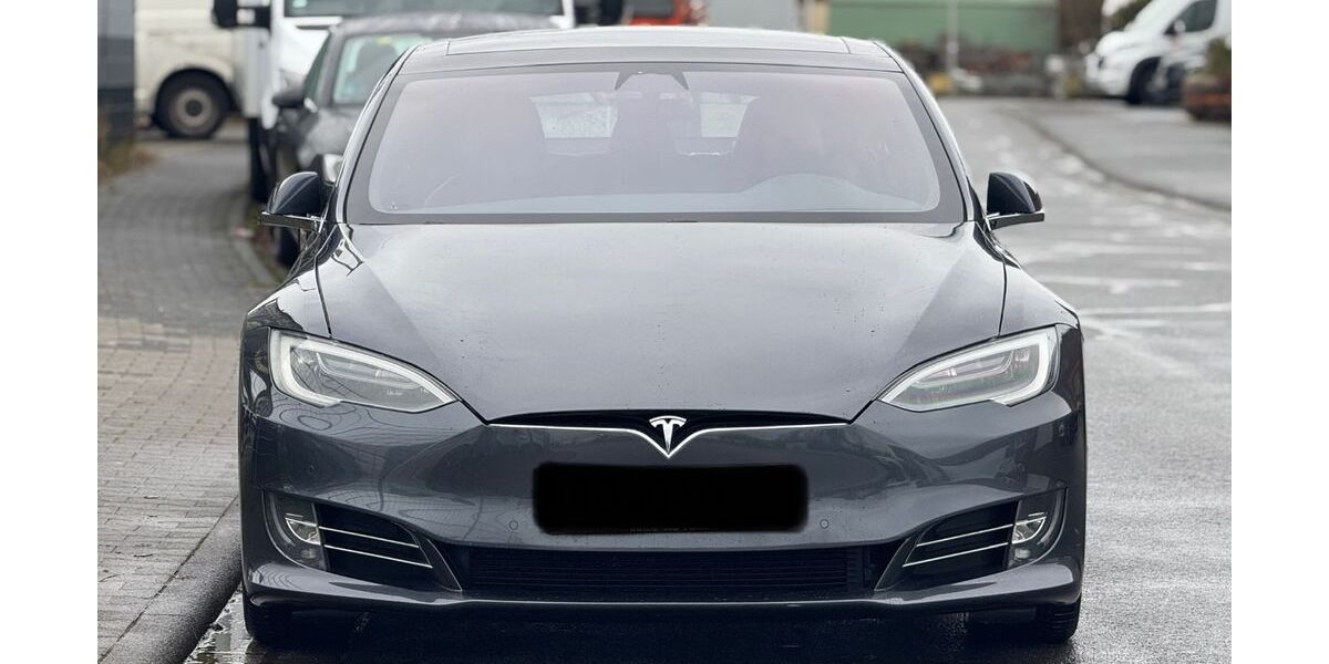 Tesla Model S 200.000 km 19.900 &euro; Dieburg 64807