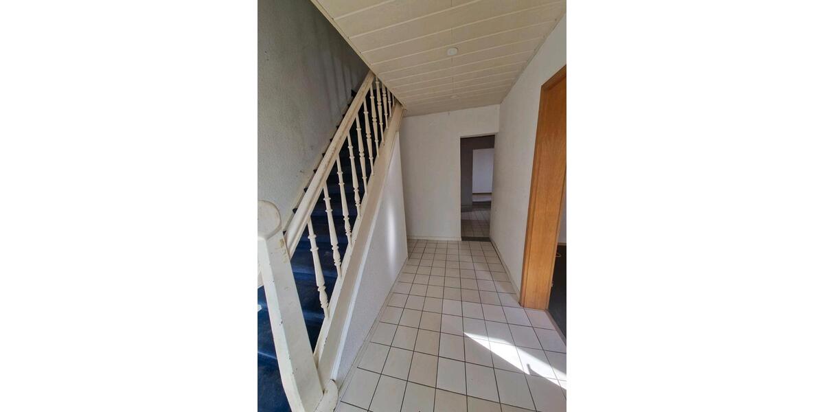 Einfamilienhaus Siegen Dillnhütten - 5 Zimmer, 110 m&sup2;, 1.150&euro; | Angebot:25302190