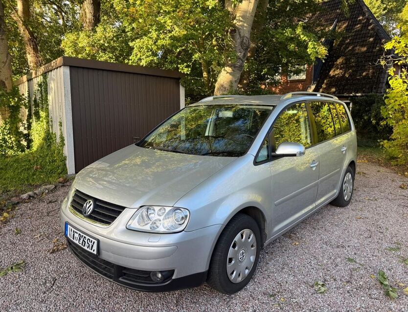 VW Touran 168.320 km 3.800 € Lübeck 23556