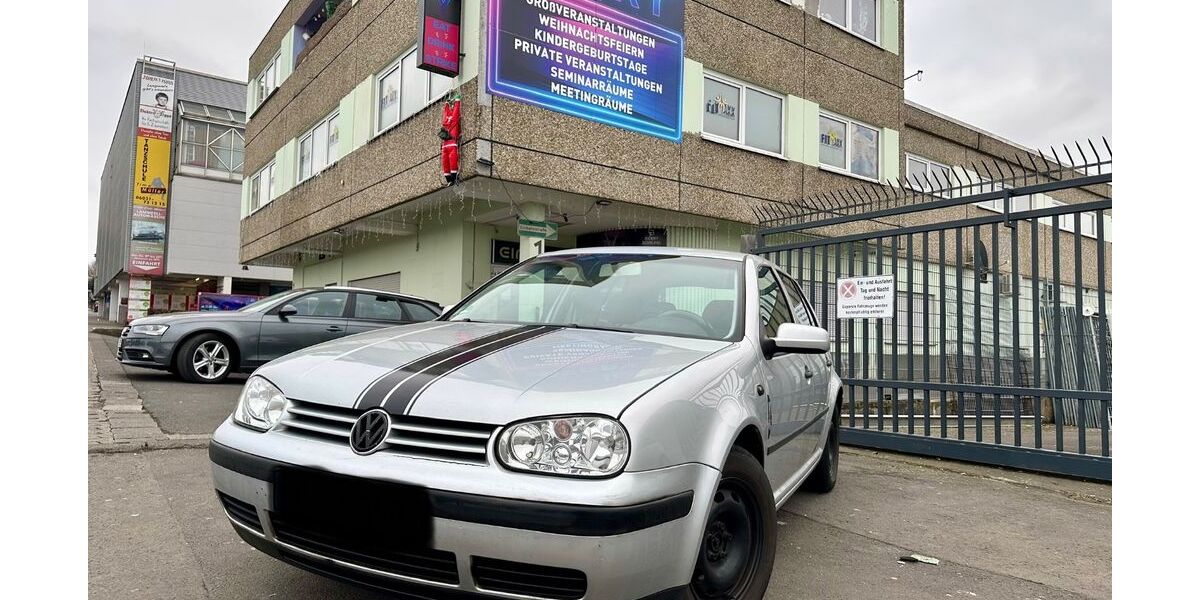 VW Golf 240.000 km 1.335 &euro; Friedberg 61169