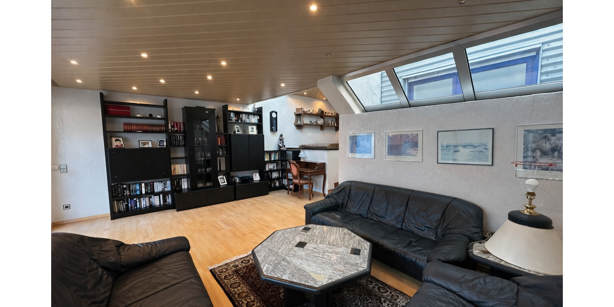 Mehrfamilienhaus, Wohnhaus Filderstadt Bernhausen - 5 Zimmer, 121 m&sup2;, 485.000&euro; | Angebot:25339023