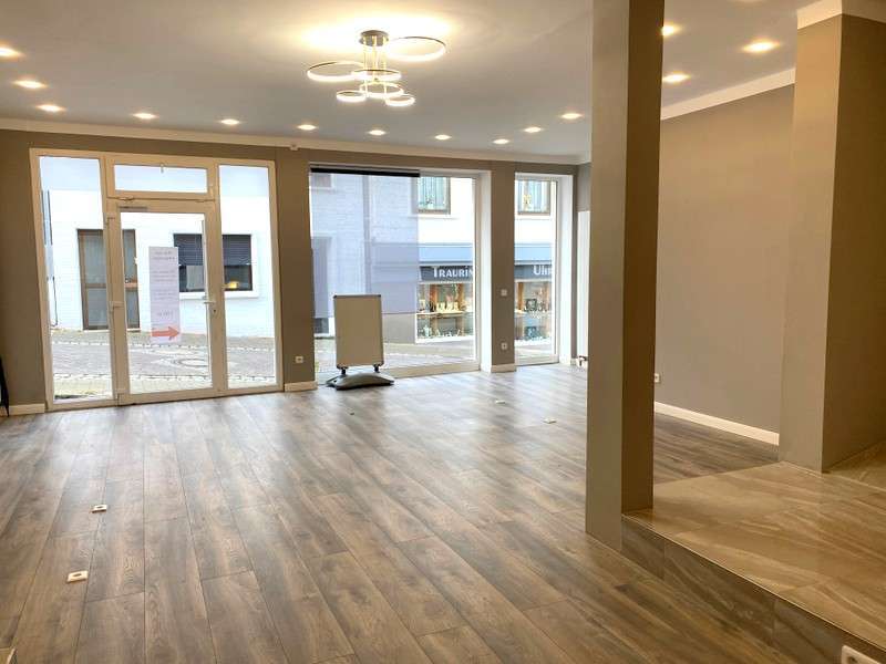 Einzelhandel in Kleve 700 € 113 m²