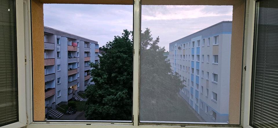 Etagenwohnung Dessau-Roßlau Brambach - 3 Zimmer, 59 m&sup2;, 50.000&euro; | Angebot:26824889
