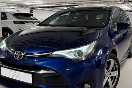 Toyota Avensis 223.000 km 8.300 &euro; Frankfurt am Main 60386
