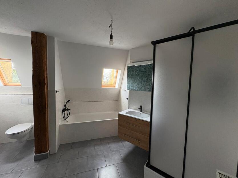 3 R. (114qm) Altbauwohnung ab sofort zu vermieten! zimmer