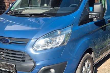 Ford Tourneo Custom 215.430 km 10.999 &euro; Wrist 25563