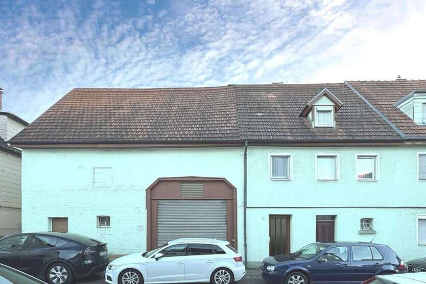 Haus zum Kaufen in Kornwestheim 197.000 € 90 m²