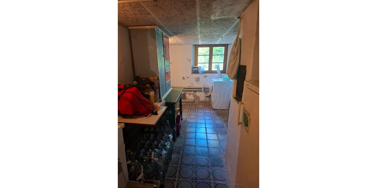 Doppelhaushälfte Stockach - 6 Zimmer, 135 m&sup2;, 220.000&euro; | Angebot:27097664